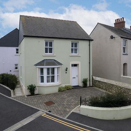 Cottage Mews - Seaside Cottage Parking Terrace Tenby Dış mekan fotoğraf